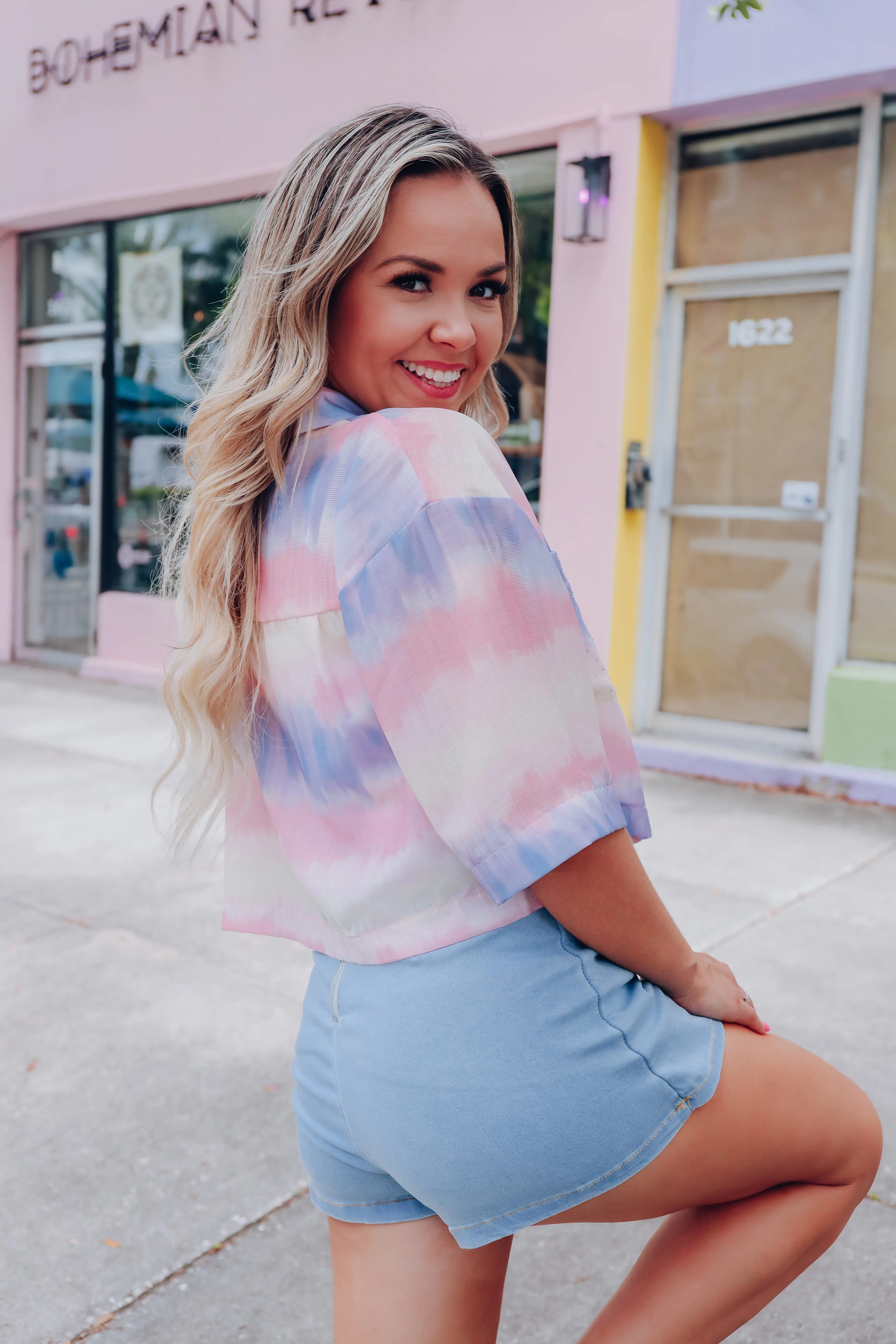 It's A Vibe Ombre Print Boxy Crop Top