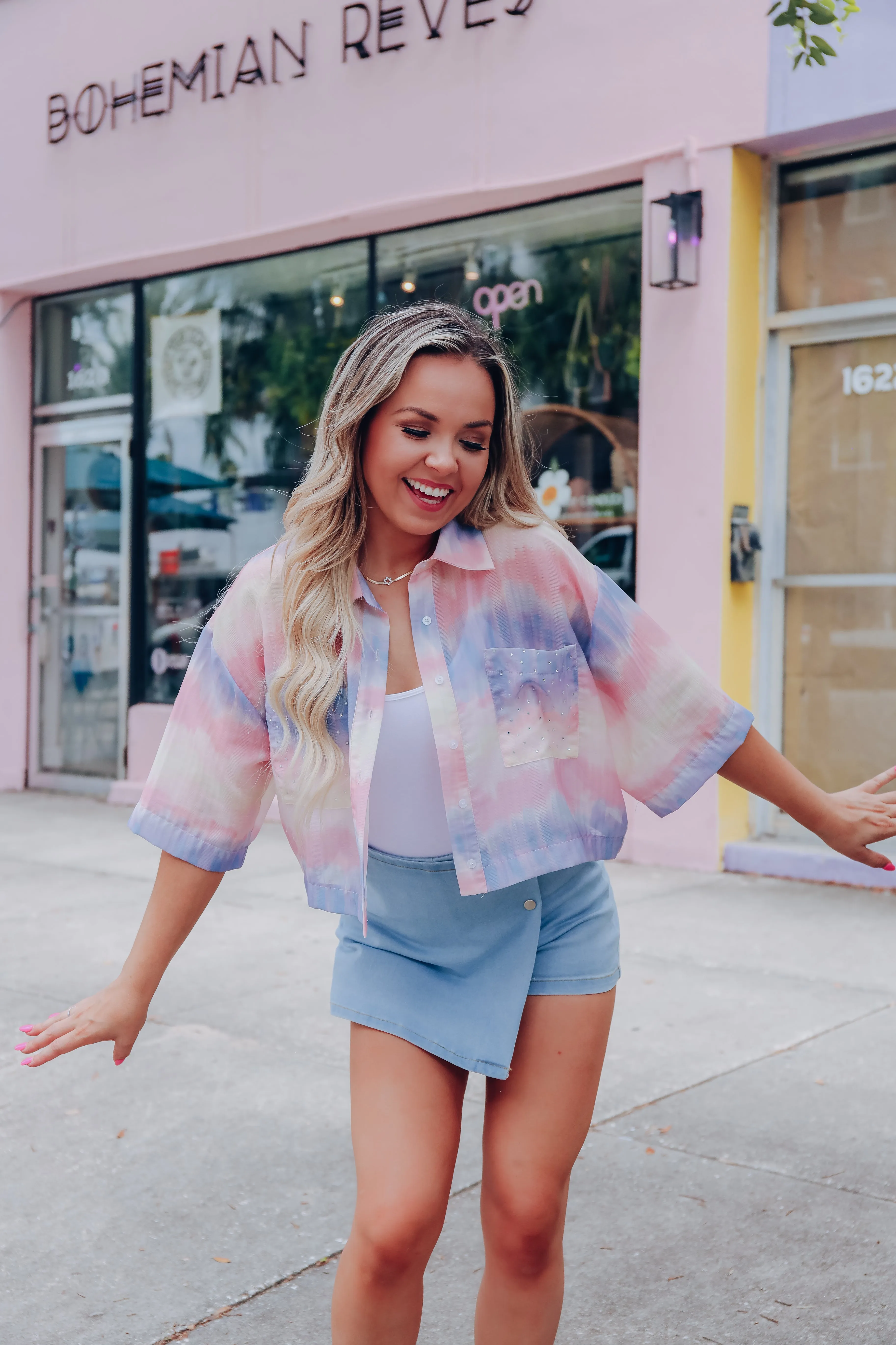 It's A Vibe Ombre Print Boxy Crop Top