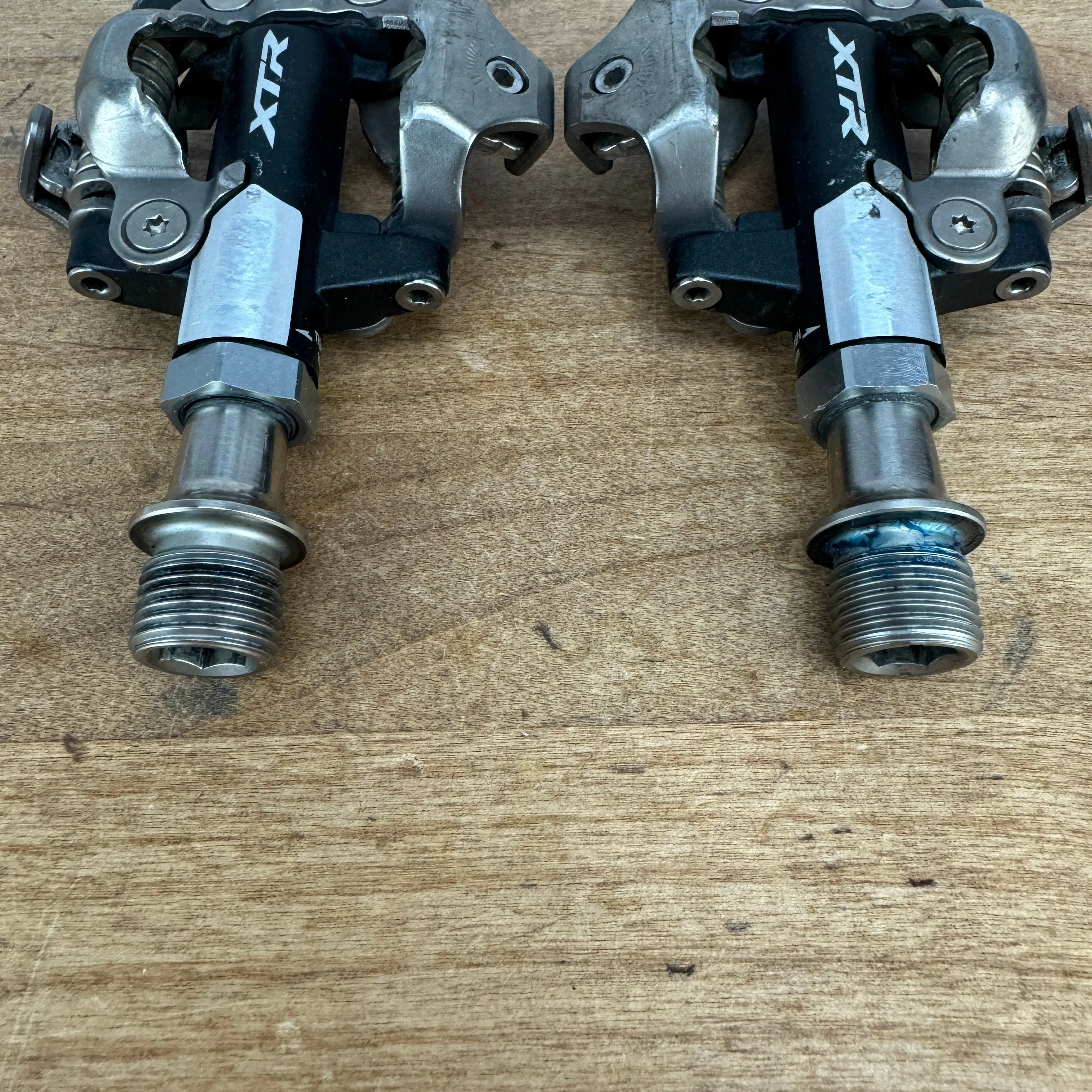 Light Use! Shimano XTR PD-M9100 55mm Stainless Steel Spindle Pedals   Cleats