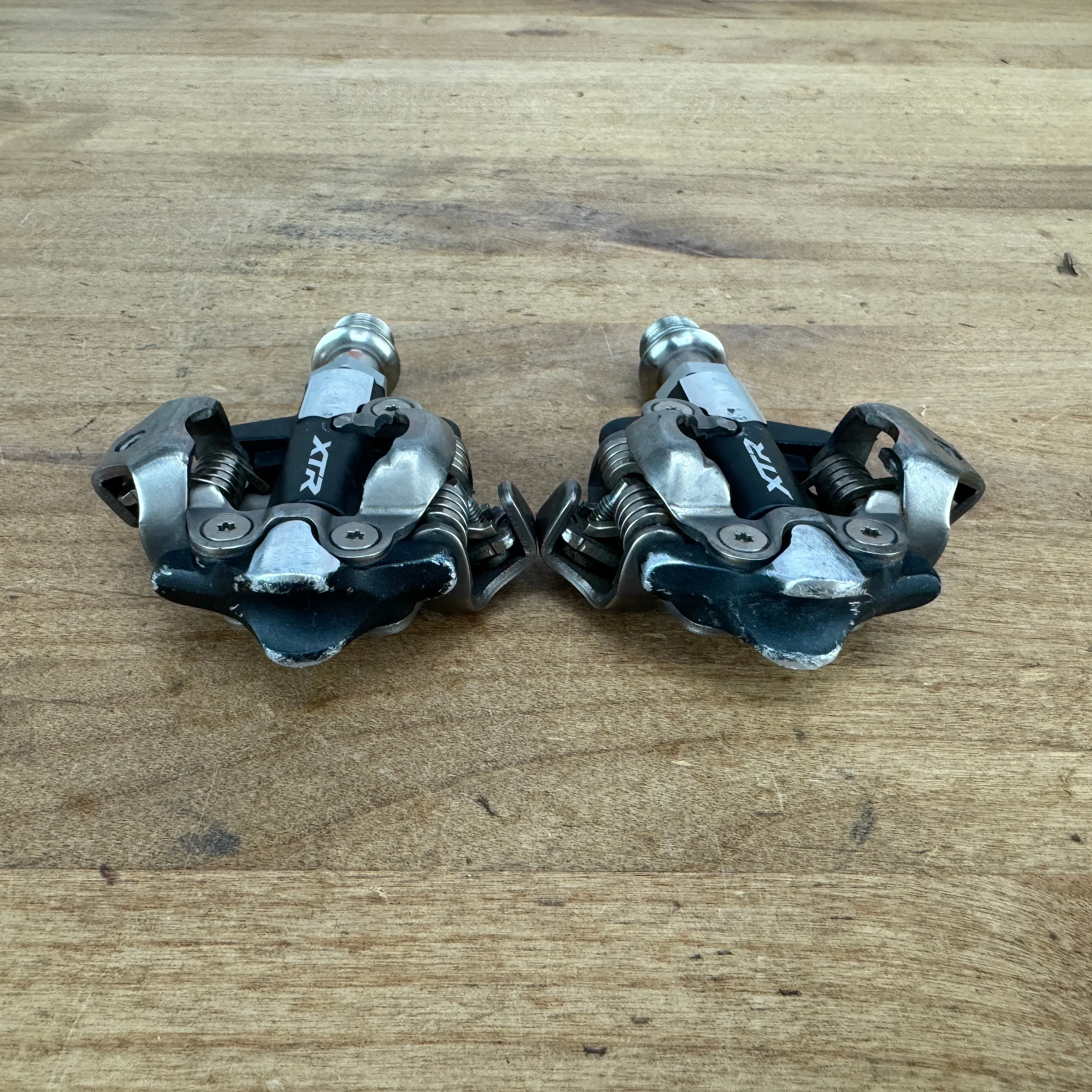 Light Use! Shimano XTR PD-M9100 55mm Stainless Steel Spindle Pedals   Cleats