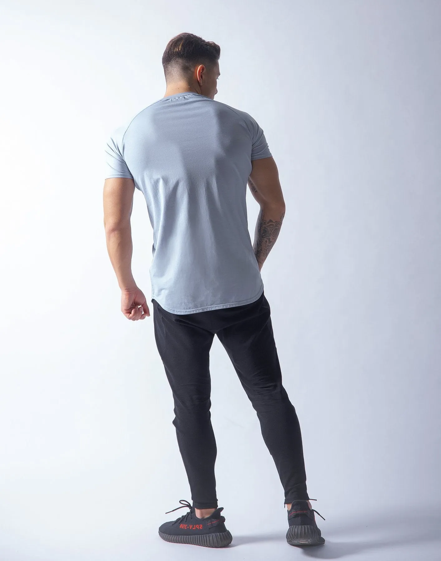 Men's Raglan Sports Slim Fit  Curved Hemline Tee