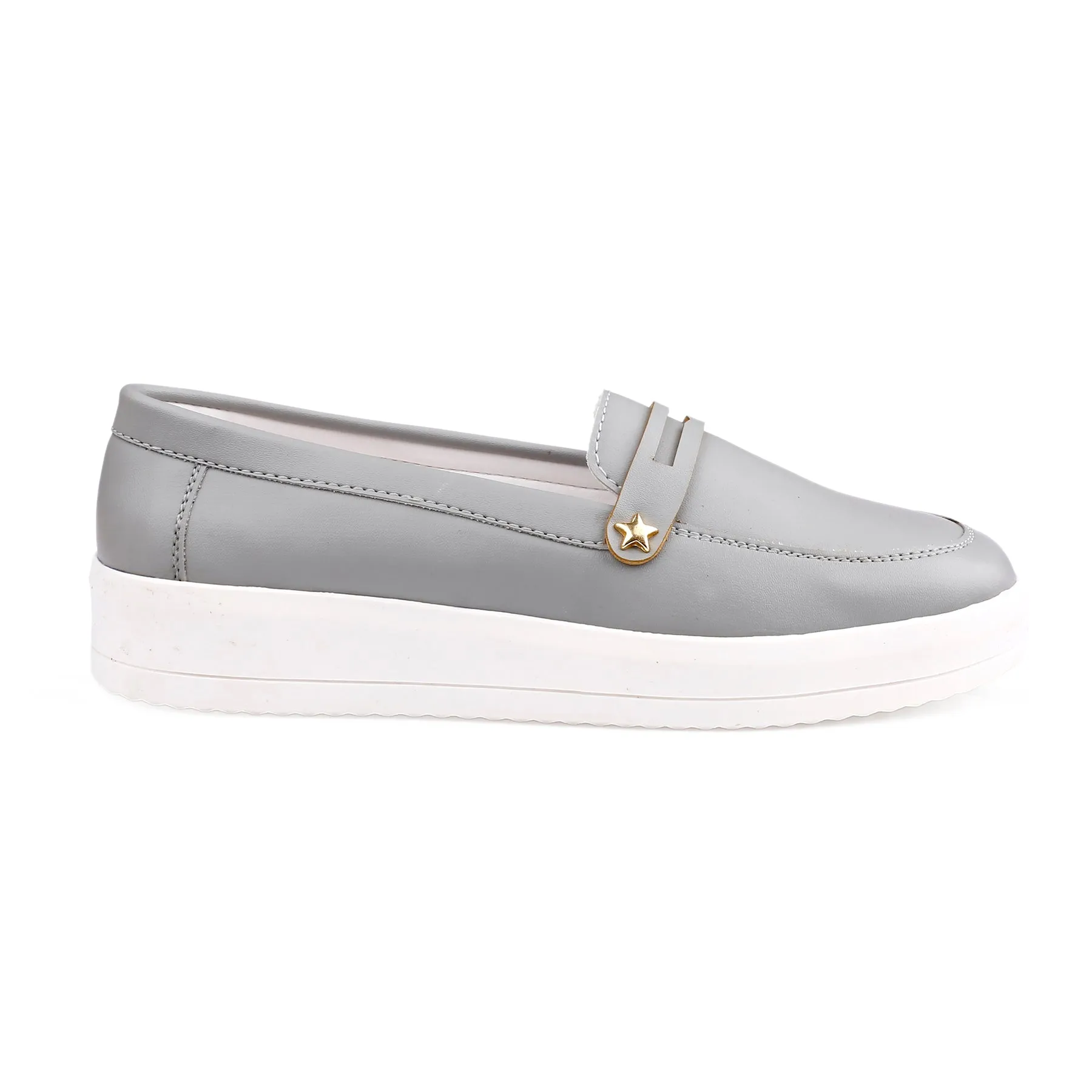 Ultra Comfortable and Trendiest Women Loafers