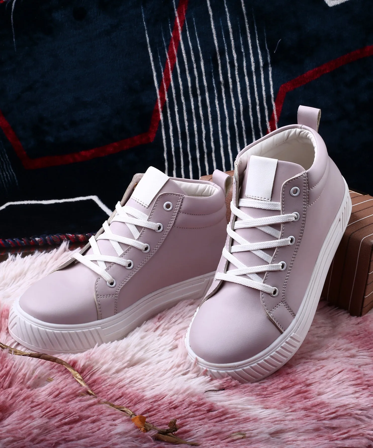 Women's New Stylish Trendy Sneaker Lace-up Shoes