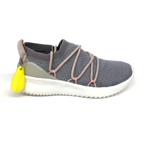 Women's Ultimamotion Shoes